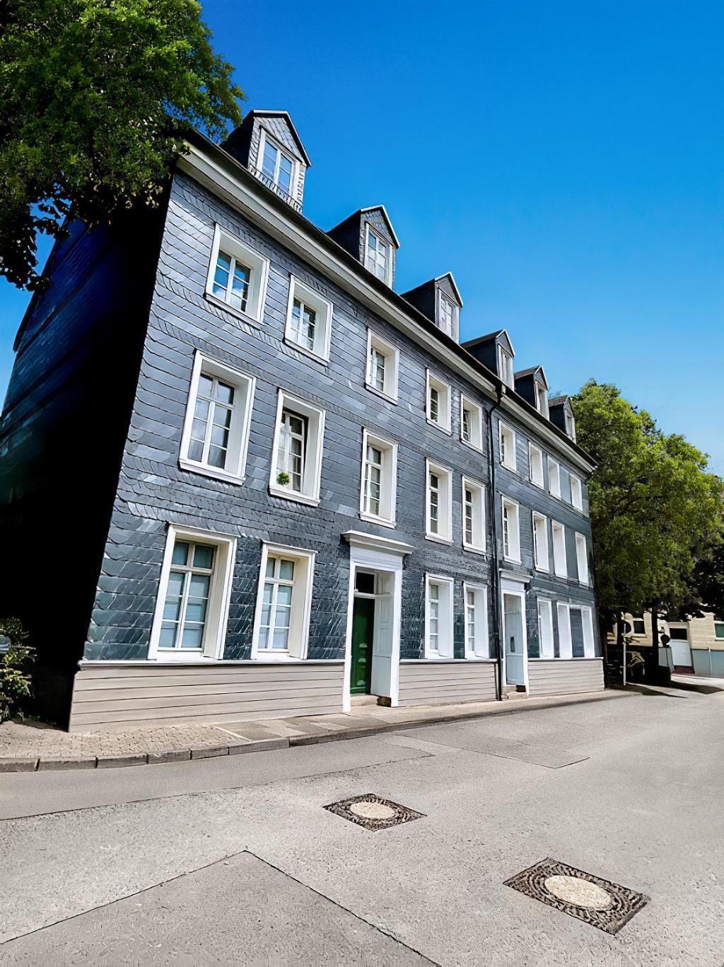 Smart Home - Wuppertal - Perfect For 6 Guests - Central - Netflix - Schwebebahn - Free Parking Zone Exterior foto