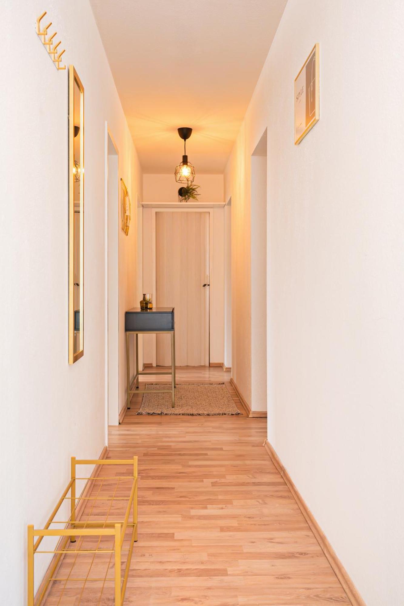 Smart Home - Wuppertal - Perfect For 6 Guests - Central - Netflix - Schwebebahn - Free Parking Zone Exterior foto